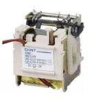 NM8-125 UM6-A2 220VAC. RELE DE MINIMA TENSION